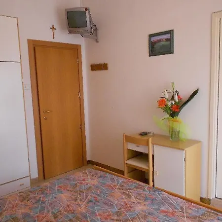 Otel Vevey Rimini