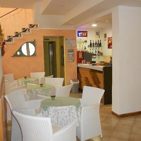 Otel Vevey 2*