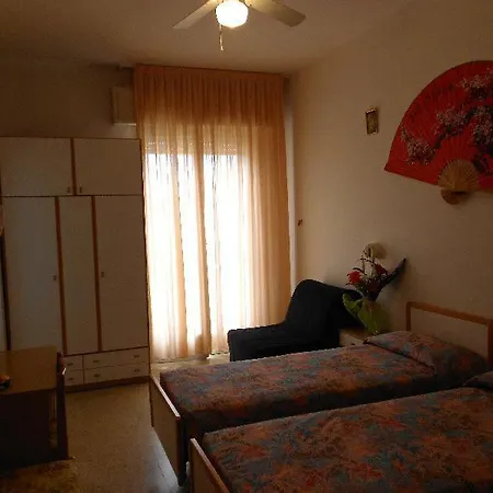 Отель Vevey Римини